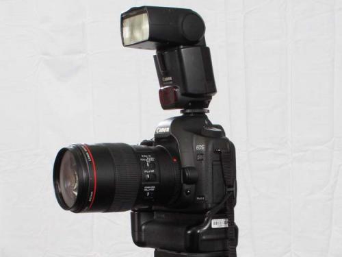 DSLR - Product Shots - External Lighting - Canon 430 EX